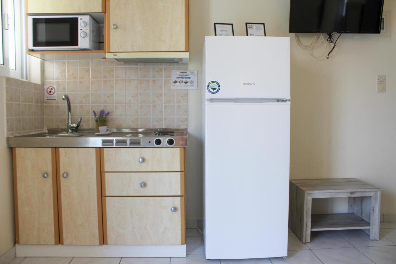 Iason Apartments Loutra Edipsou  Extérieur photo